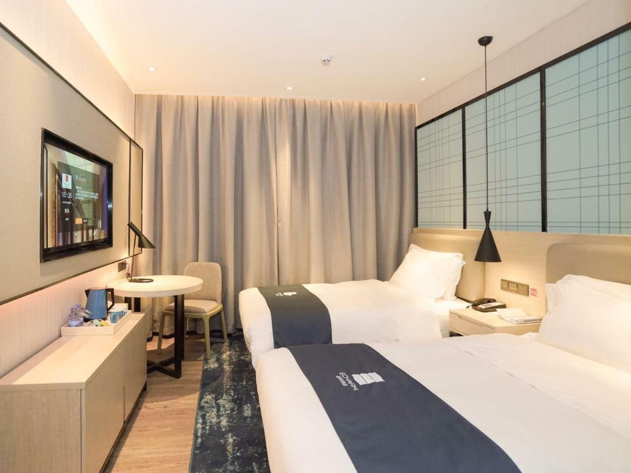 Echarm International Hotel Canton Tower Pazhou Convention And Exhibition Center Lujiang Subway Metro Branch - Free Shuttle Bus To Canton Fair Complex During Canton Fair Period Guangzhou Bagian luar foto