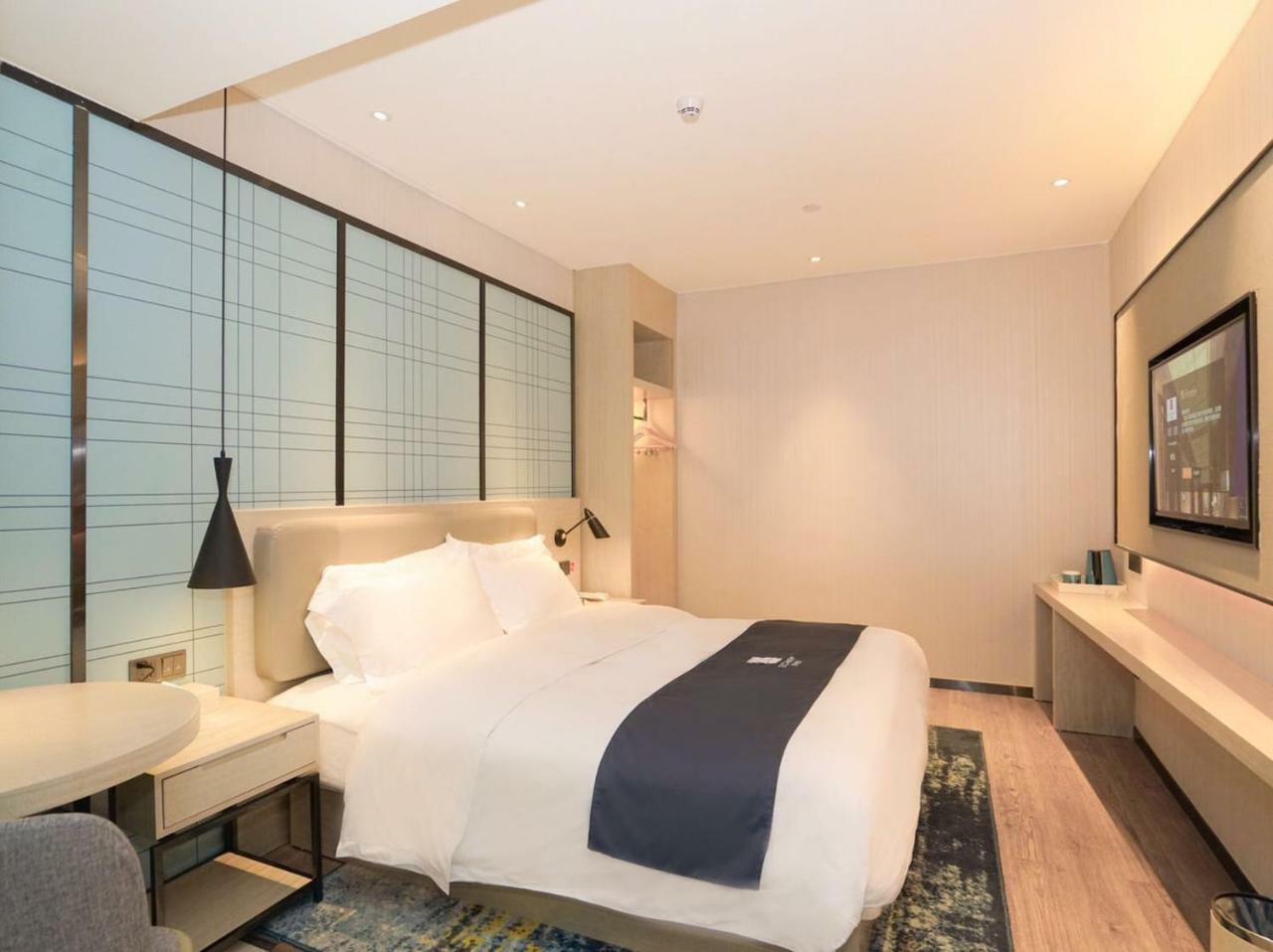 Echarm International Hotel Canton Tower Pazhou Convention And Exhibition Center Lujiang Subway Metro Branch - Free Shuttle Bus To Canton Fair Complex During Canton Fair Period Guangzhou Bagian luar foto