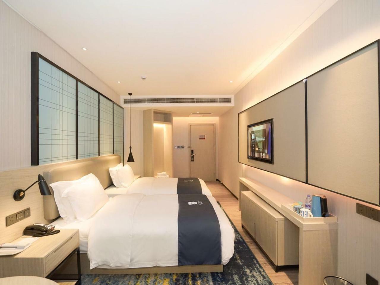 Echarm International Hotel Canton Tower Pazhou Convention And Exhibition Center Lujiang Subway Metro Branch - Free Shuttle Bus To Canton Fair Complex During Canton Fair Period Guangzhou Bagian luar foto