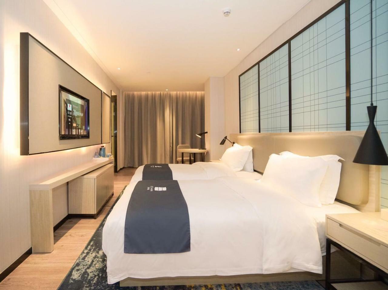 Echarm International Hotel Canton Tower Pazhou Convention And Exhibition Center Lujiang Subway Metro Branch - Free Shuttle Bus To Canton Fair Complex During Canton Fair Period Guangzhou Bagian luar foto