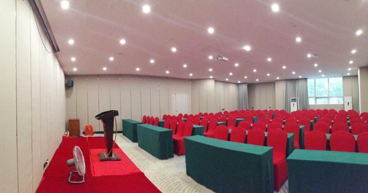 Echarm International Hotel Canton Tower Pazhou Convention And Exhibition Center Lujiang Subway Metro Branch - Free Shuttle Bus To Canton Fair Complex During Canton Fair Period Guangzhou Bagian luar foto